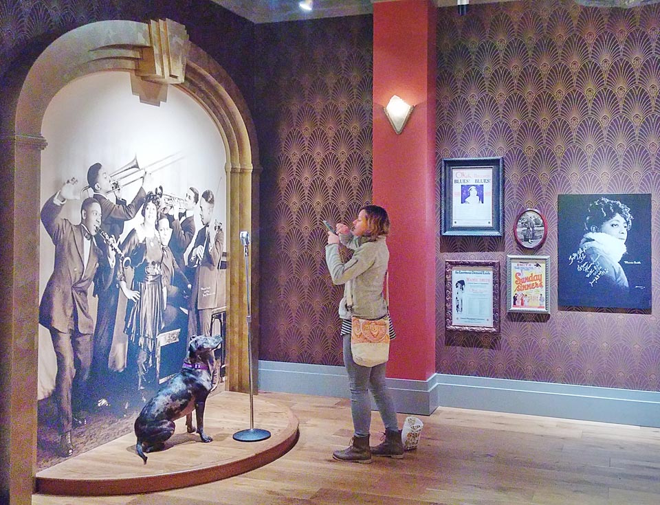 National Blues Museum National Blues Museum