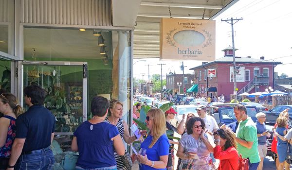 Wine Walk on The Hill in St. Louis